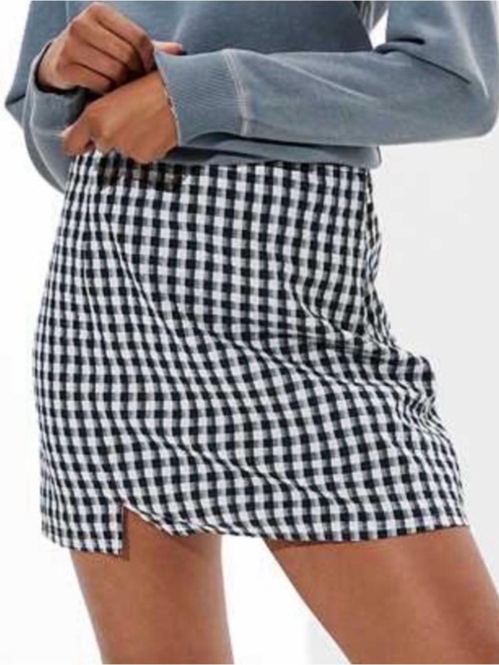 American Eagle Outfitters Navy and White Gingham Mini Skirt